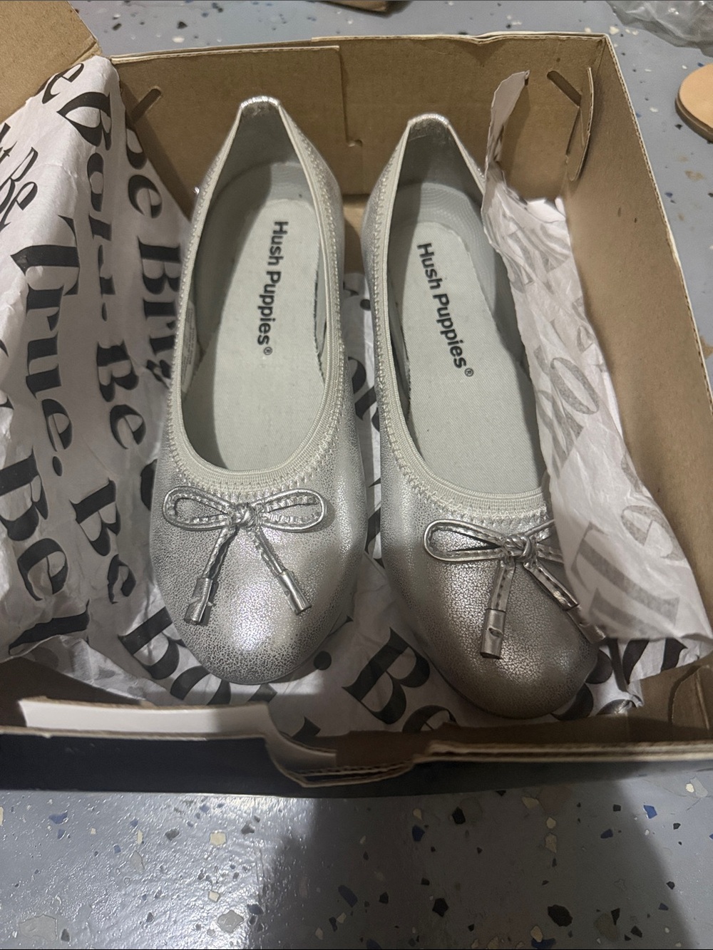Hush Puppies Josie flat Silver US size 12M girls shoes